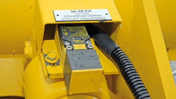 The ATEX-certified Namur-sensors from TURCK have to defy the weather conditions of the ocean